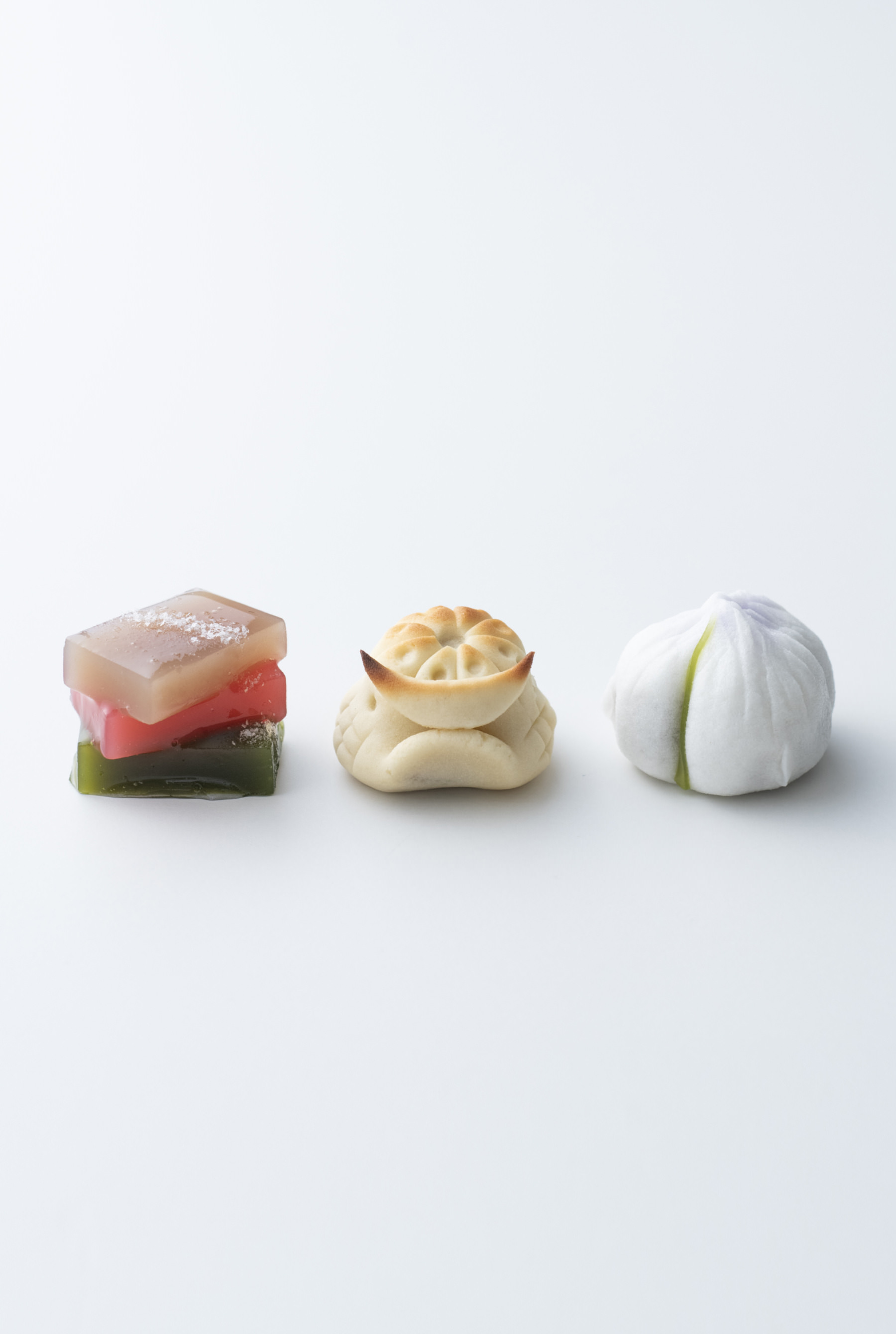 こいのぼり・兜・花菖蒲