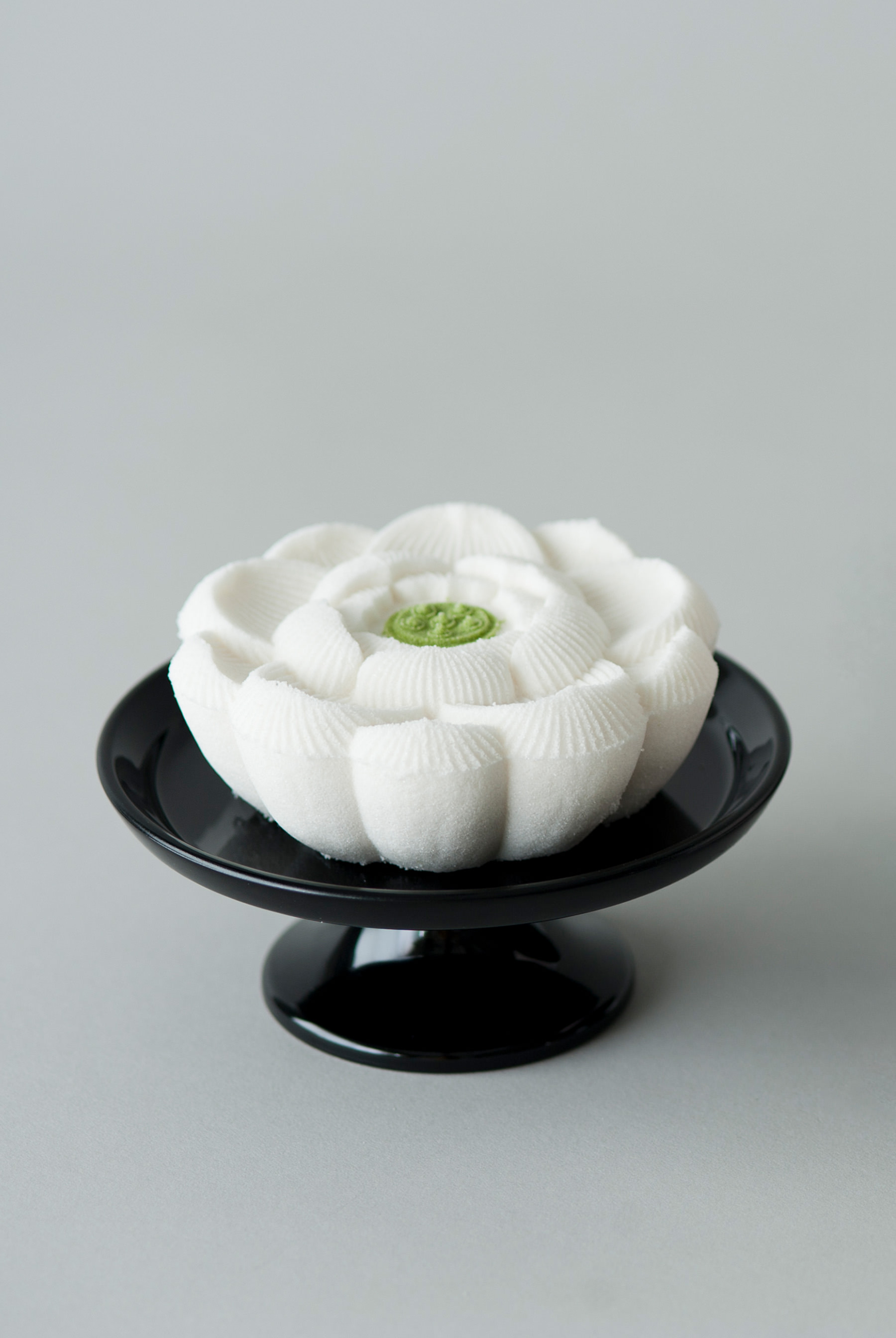 鈴懸 餡入落雁_蓮花